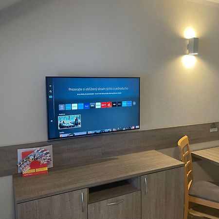 Apartmany Vera Bešeňová Eksteriør bilde