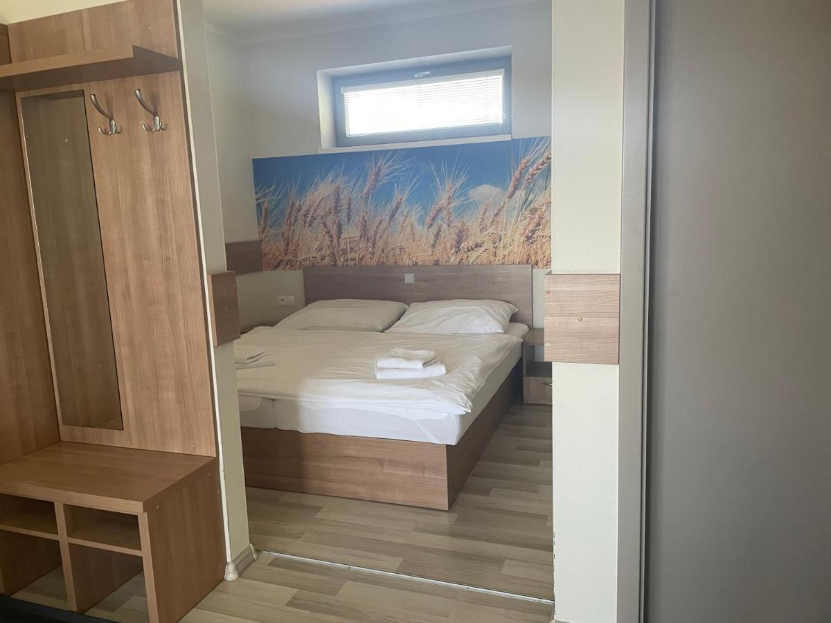 Apartmany Vera Bešeňová Eksteriør bilde